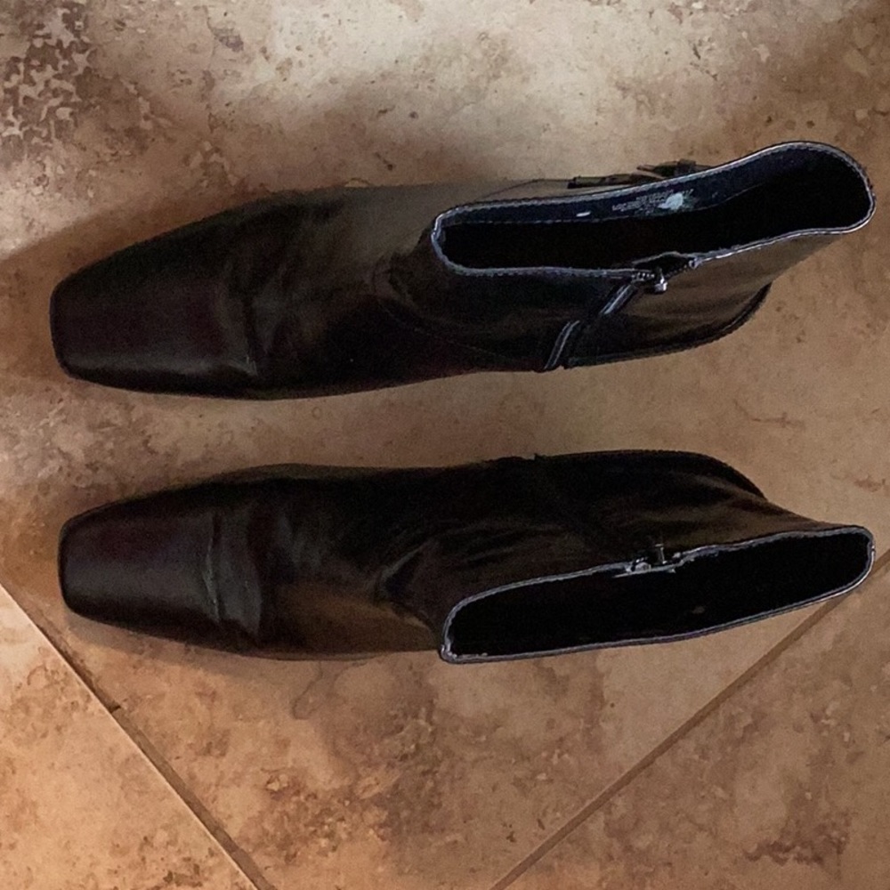 Black boots